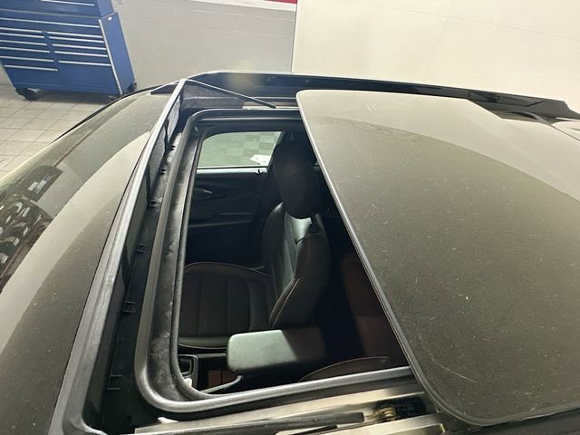 Used 2021 Chevrolet TrailBlazer RS w/ Sun and Liftgate Package image 15