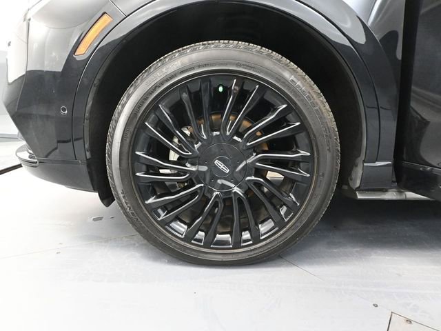 Used 2022 Lincoln Corsair Reserve w/ Equipment Group 201A image 19