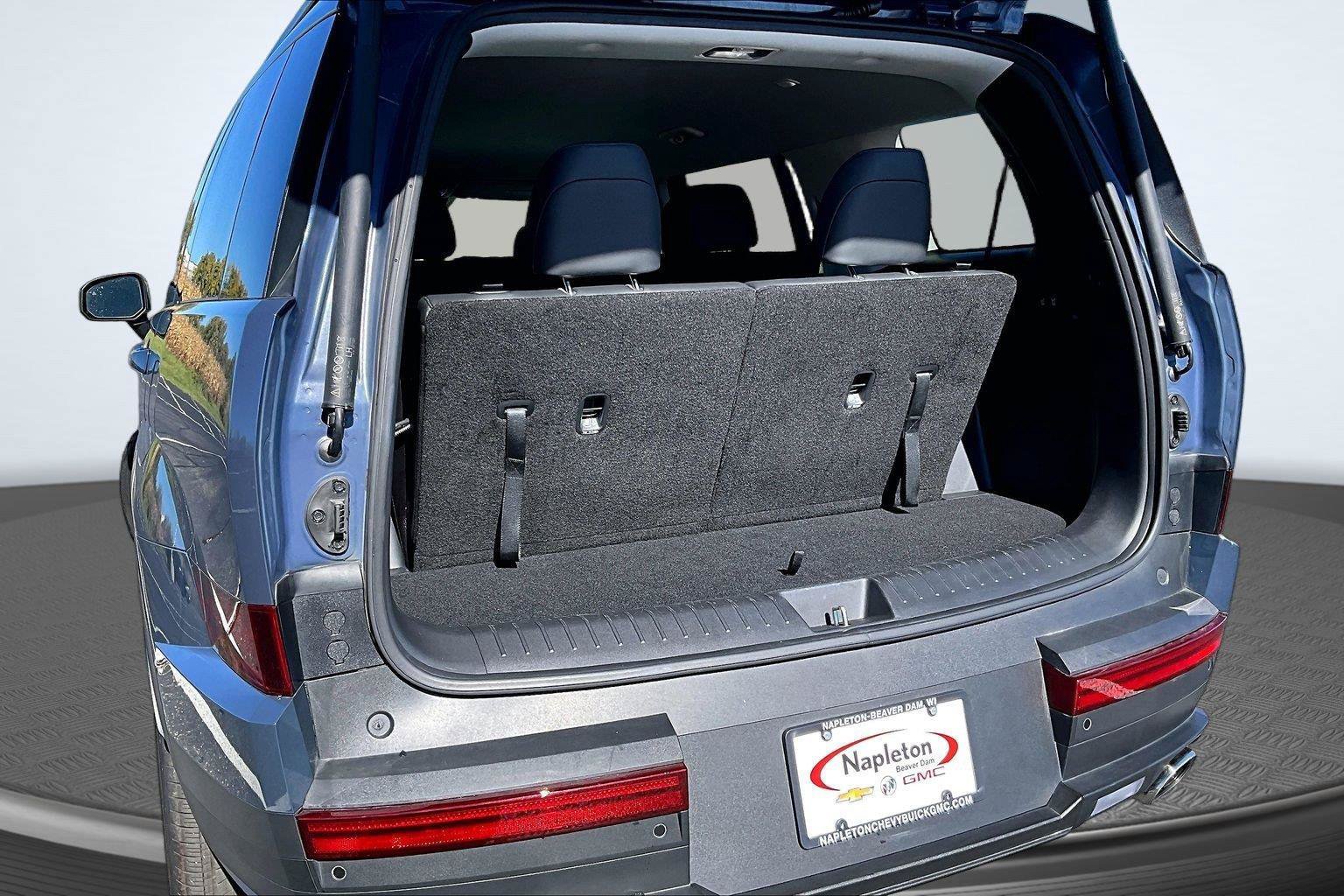 Used 2026 Hyundai Santa Fe SEL AWD/4WD image 5