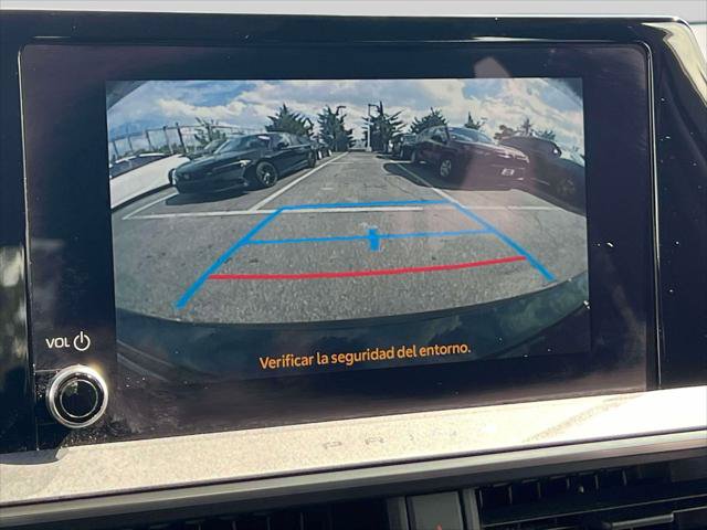 Certified 2024 Toyota Prius XLE AWD/4WD image 32