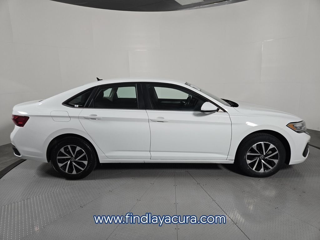 Used 2024 Volkswagen Jetta S FWD image 9