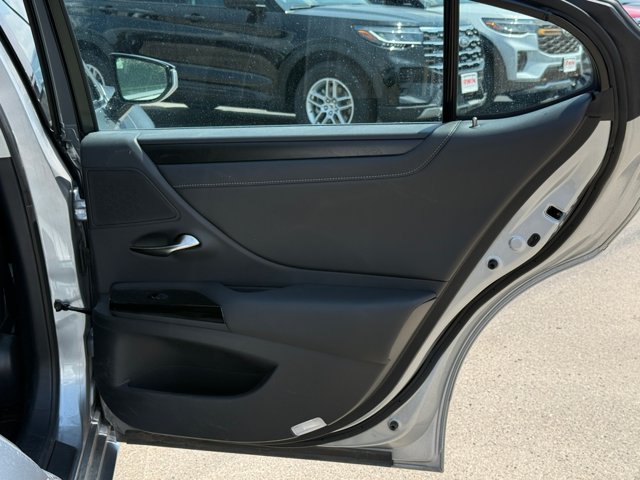 Used 2023 Lexus ES 350 w/ Premium Package FWD image 32