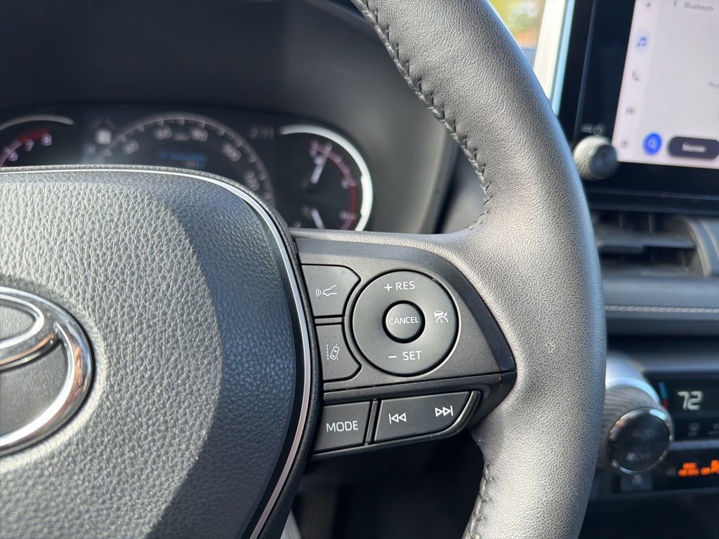 Used 2024 Toyota RAV4 XLE image 27