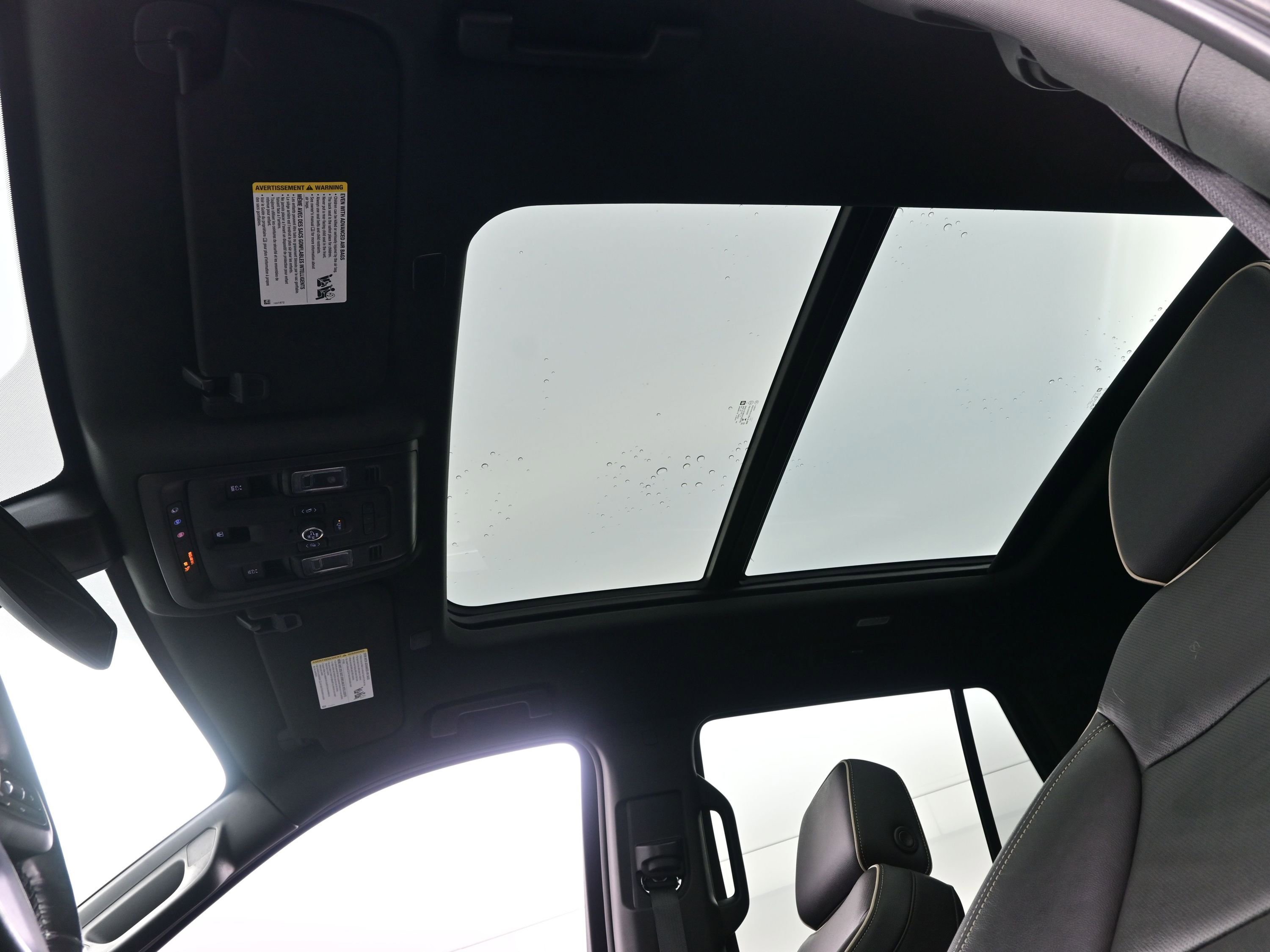 Used 2021 GMC Yukon SLT w/ SLT Premium Package image 19