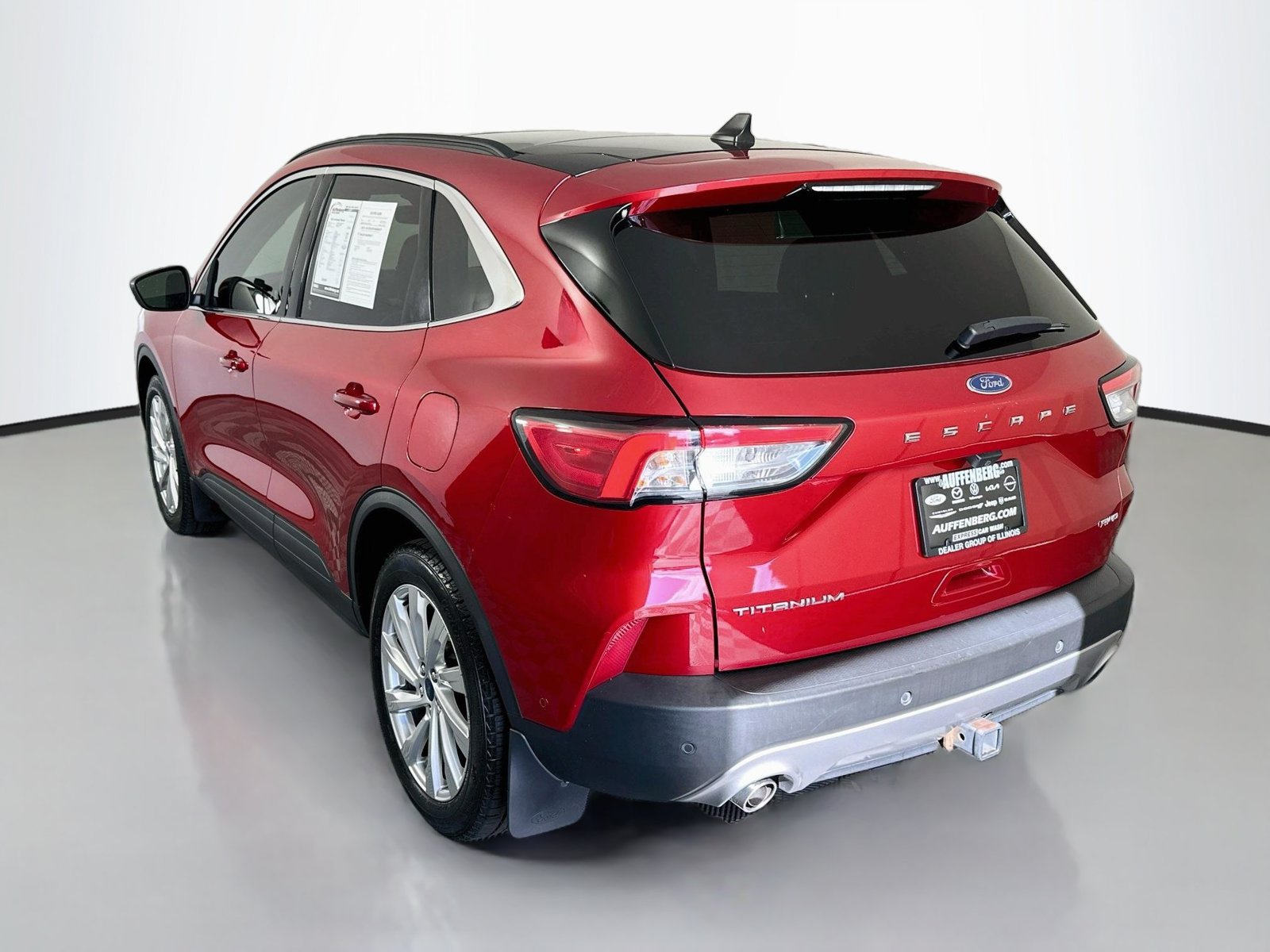 Used 2021 Ford Escape Titanium w/ Titanium Elite Package AWD/4WD image 5