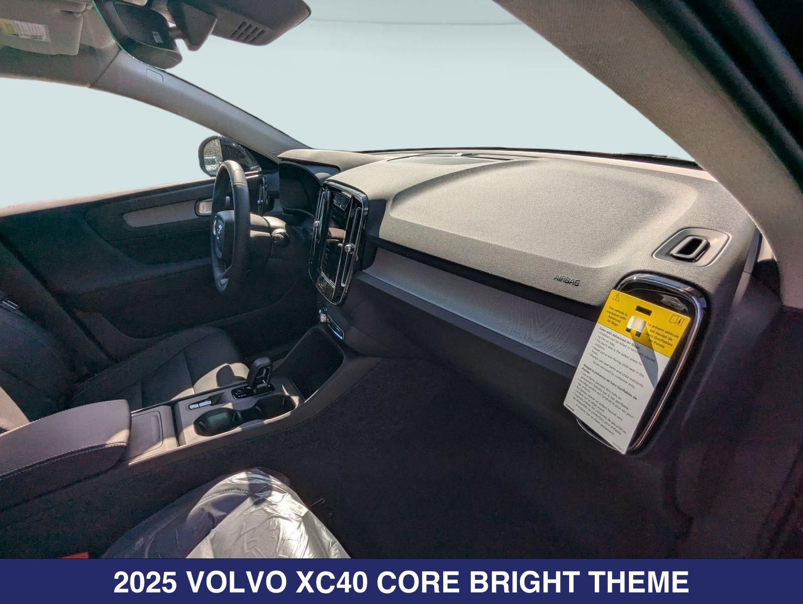 New 2025 Volvo XC40 B5 Core w/ Protection Package Premier AWD/4WD image 23