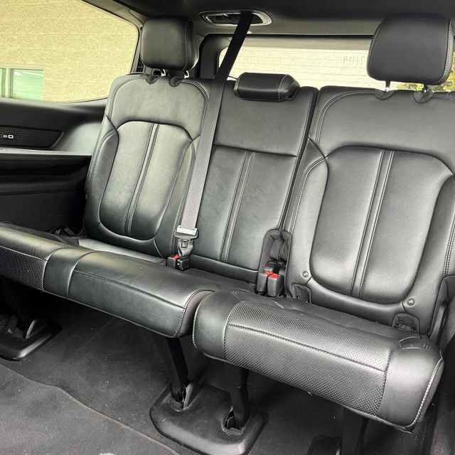 Used 2024 Jeep Wagoneer Series II AWD/4WD image 11