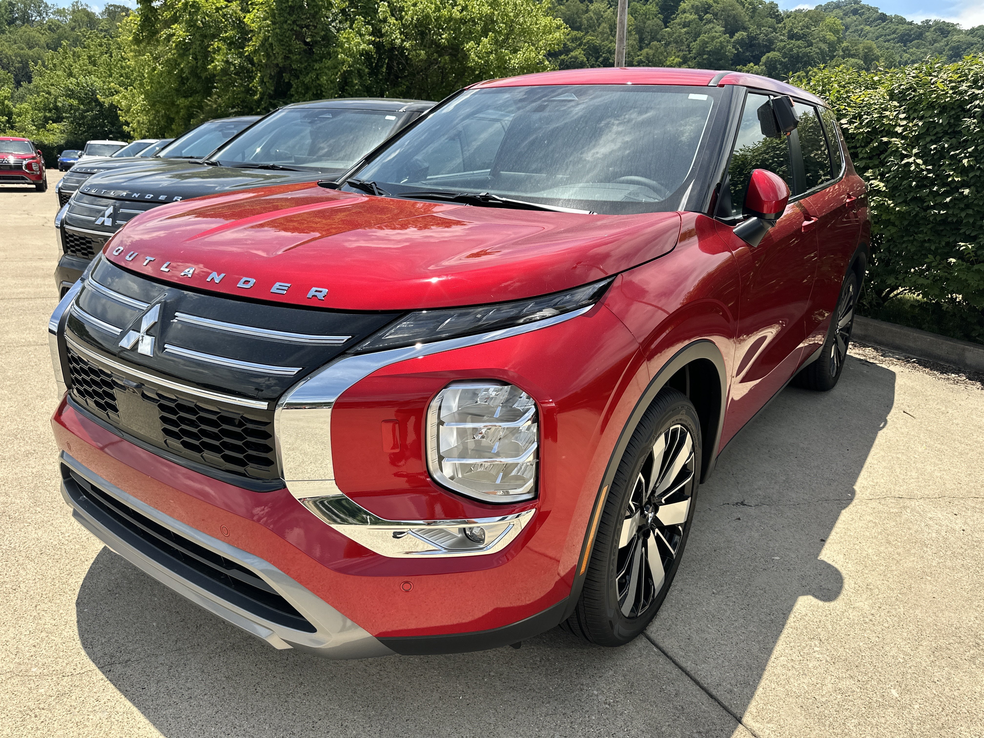 New 2026 Mitsubishi Outlander SE AWD/4WD image 4