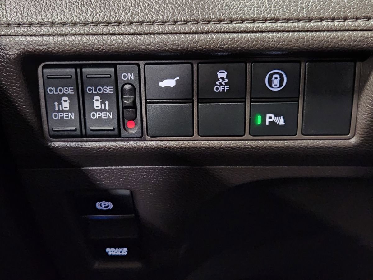 Used 2023 Honda Odyssey Elite image 40