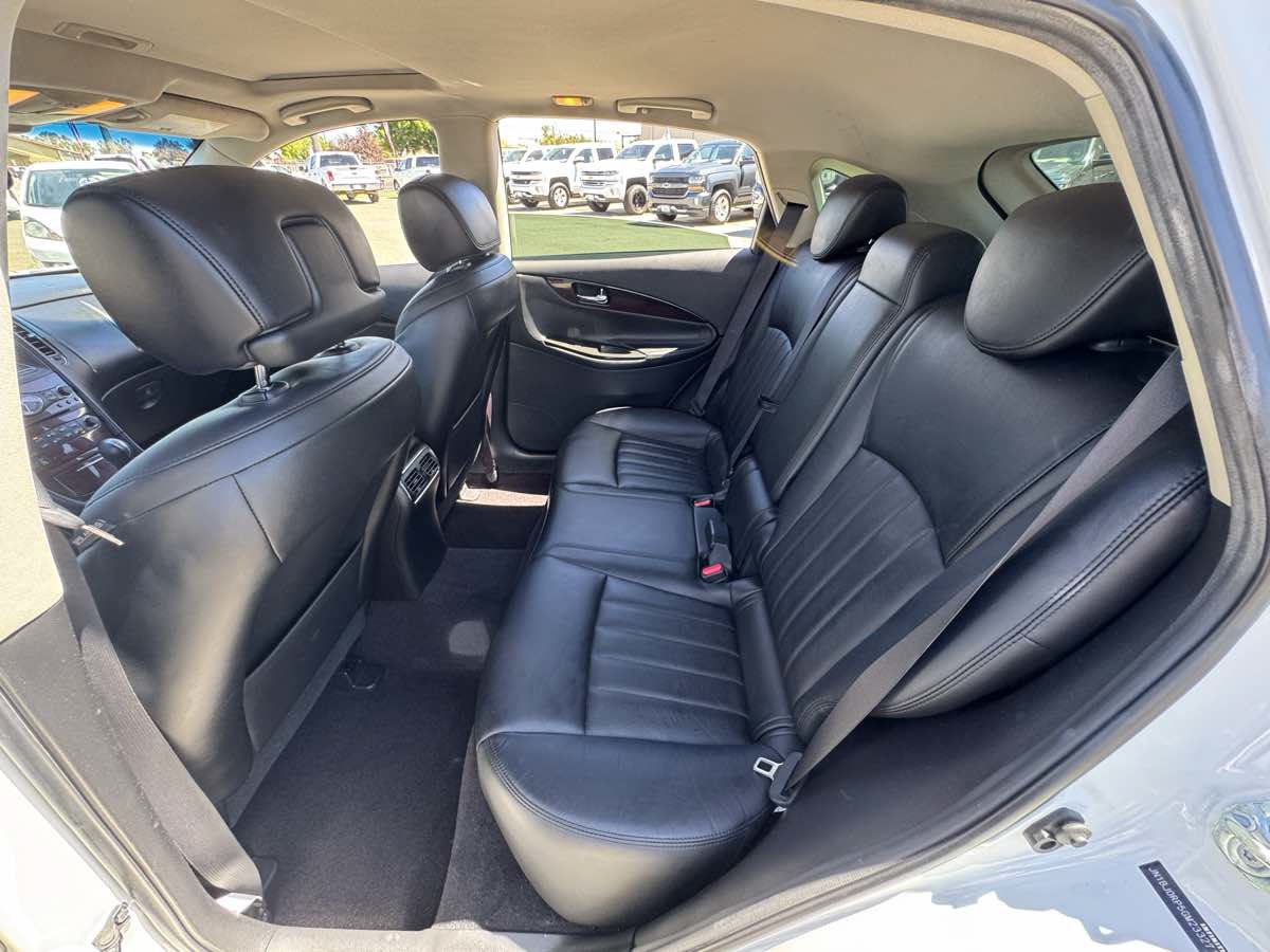 Used 2016 INFINITI QX50 2WD w/ Technology Package image 20