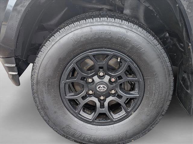 Used 2020 Toyota Tacoma SR5 image 11