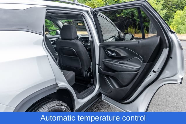 Used 2022 GMC Terrain SLE w/ Driver Convenience Package AWD/4WD image 21