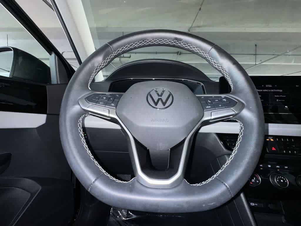 Used 2025 Volkswagen Taos S FWD image 15