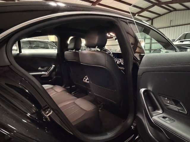 Used 2025 Mercedes-Benz CLA 250 image 12