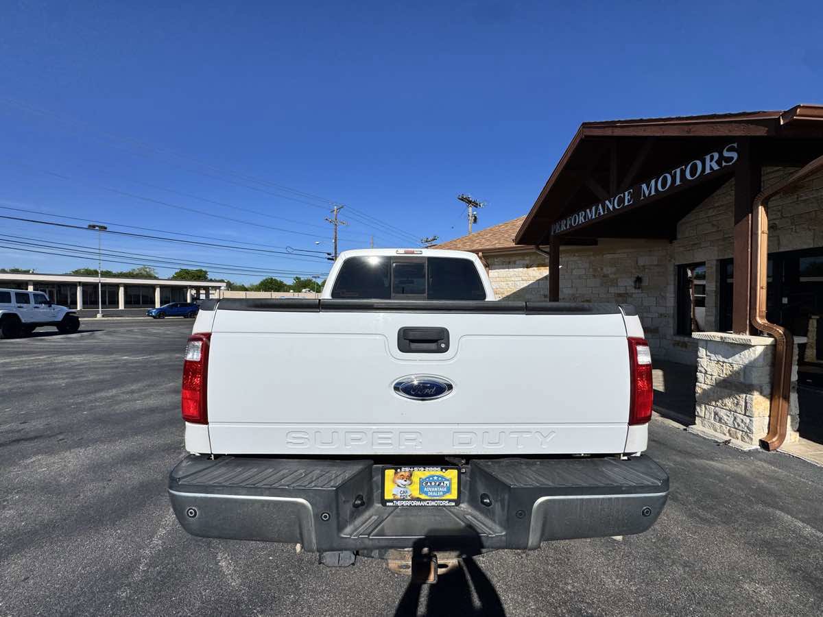 Used 2016 Ford F250 Lariat w/ Lariat Interior Package image 3