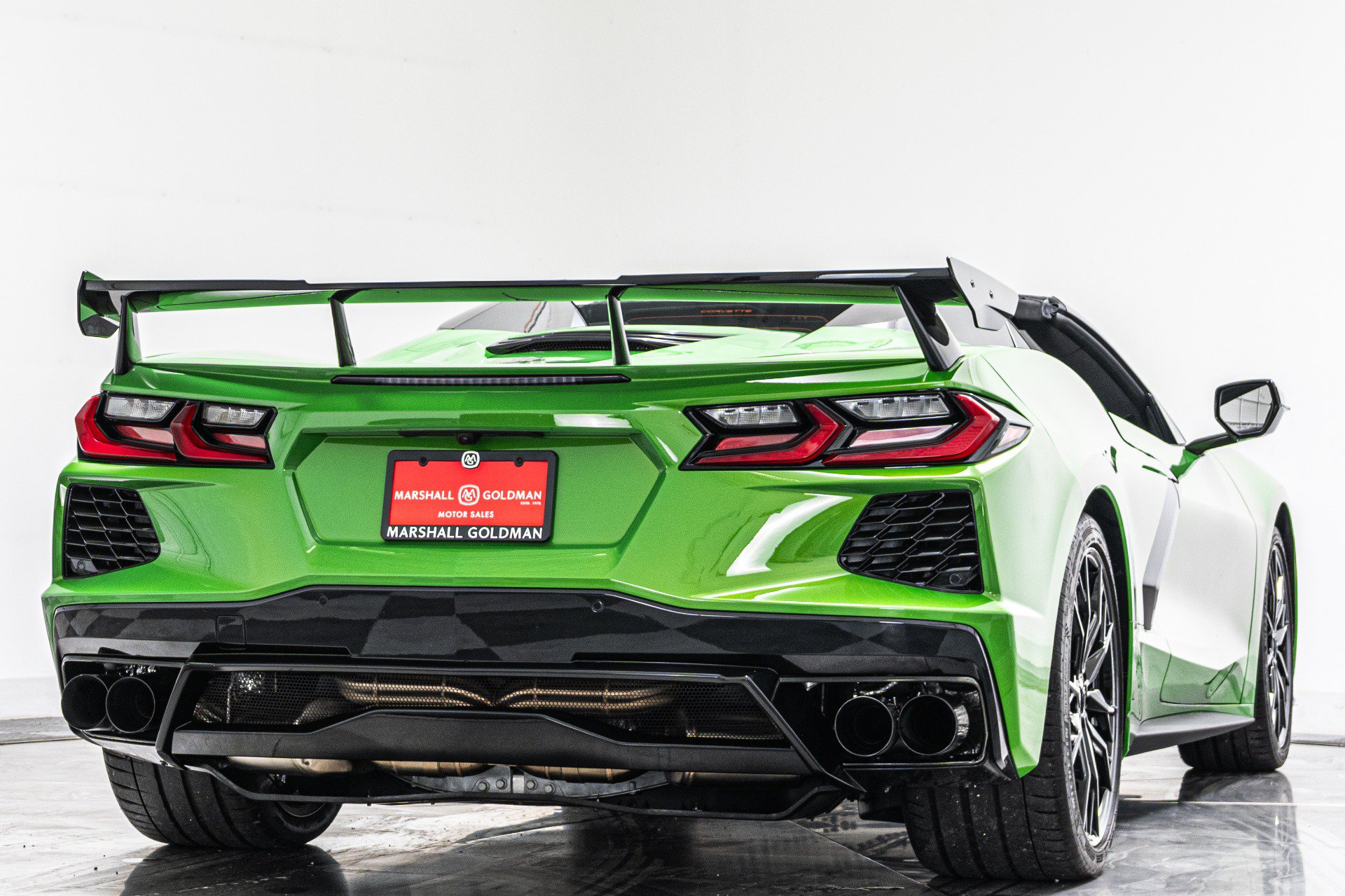 Used 2026 Chevrolet Corvette Stingray Premium Conv w/ Z51 Performance Package RWD image 9