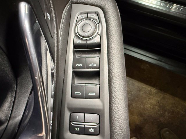 Used 2021 GMC Yukon Denali w/ Denali Premium Package AWD/4WD image 14