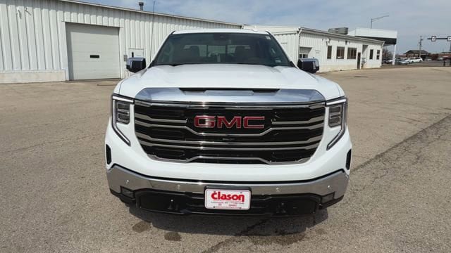 New 2026 GMC Sierra 1500 SLT w/ SLT Premium Plus Package AWD/4WD image 3