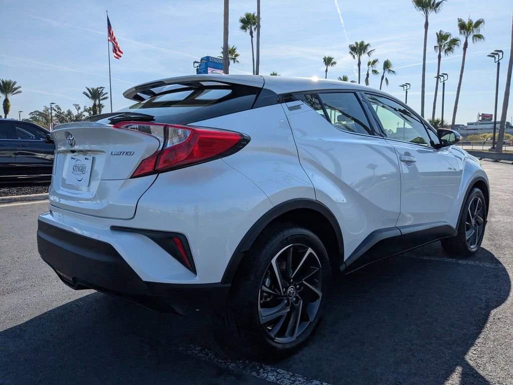 Used 2020 Toyota C-HR Limited image 4