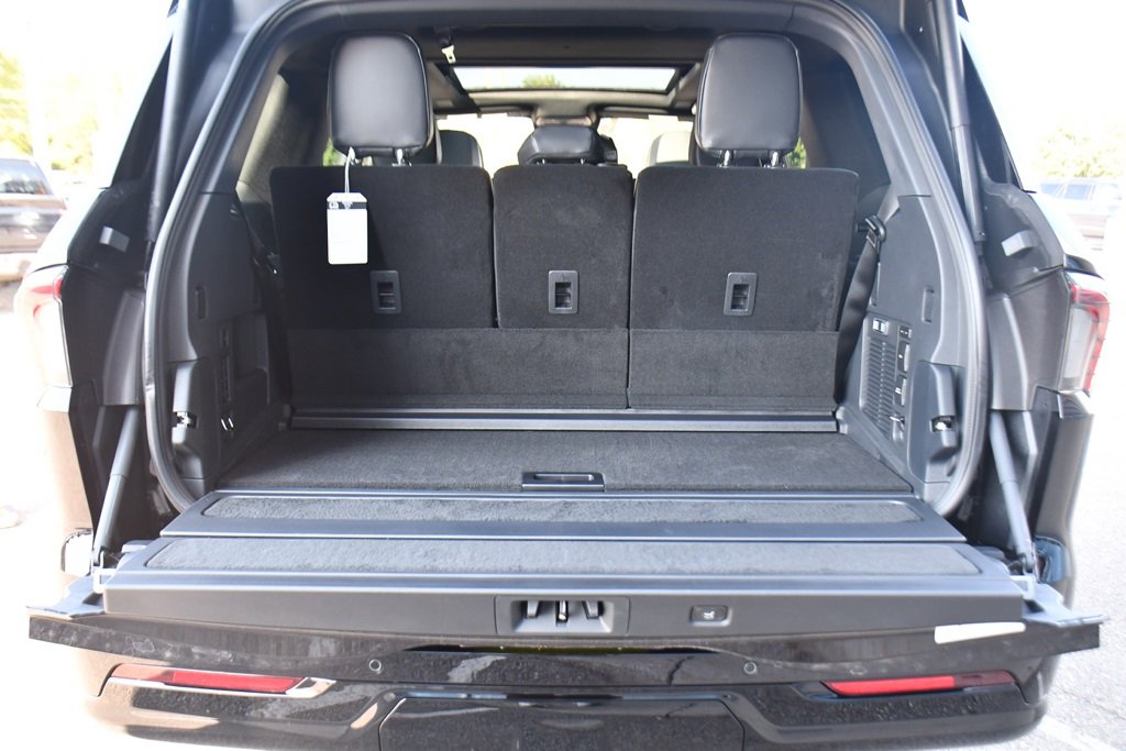 New 2025 Lincoln Navigator Reserve w/ Jet Appearance Package image 20