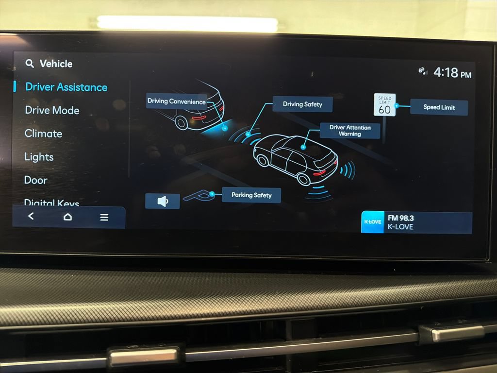 Used 2024 Hyundai Santa Fe SEL FWD image 28