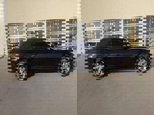 Used 2015 Chevrolet Camaro LT w/ RS Package image 2