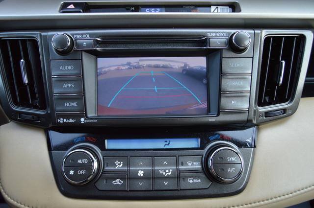 Used 2014 Toyota RAV4 XLE AWD/4WD image 23