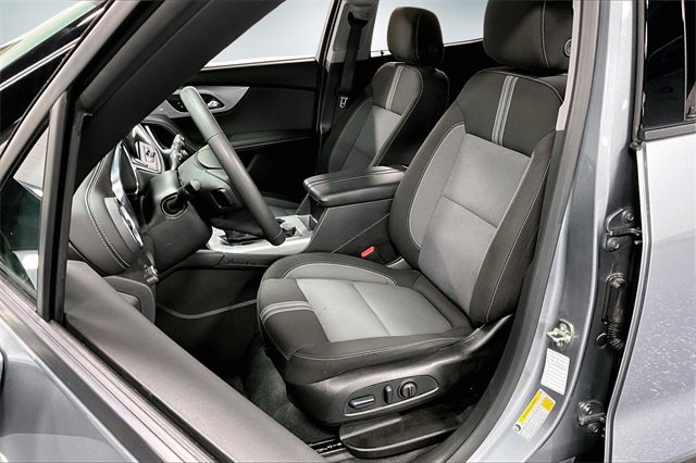 Used 2025 Chevrolet Blazer LT image 21