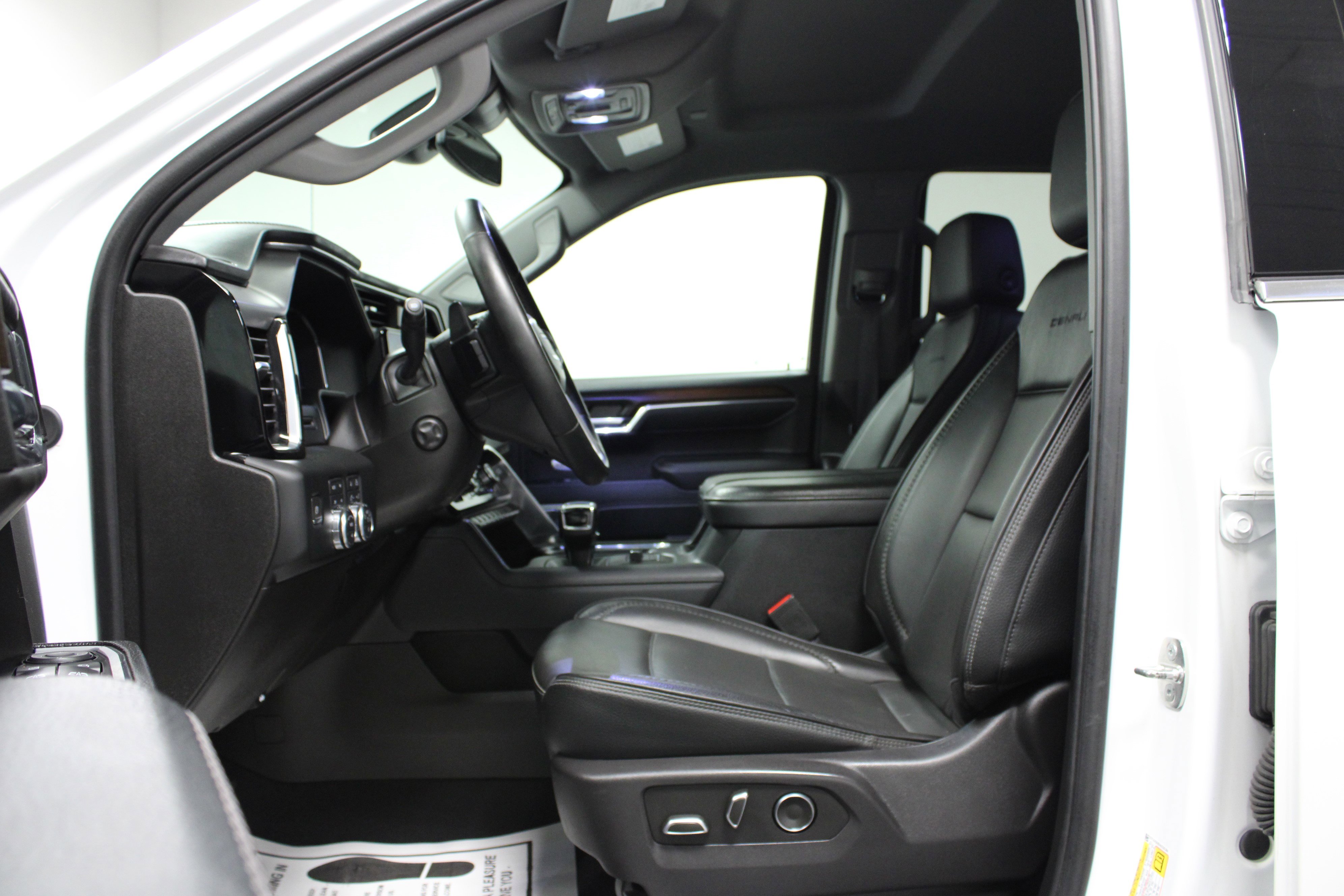 Used 2024 GMC Sierra 1500 Denali image 12