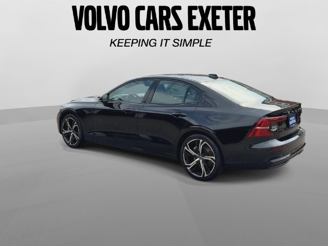 Certified 2024 Volvo S60 B5 Ultimate w/ Protection Package Premier AWD/4WD image 8