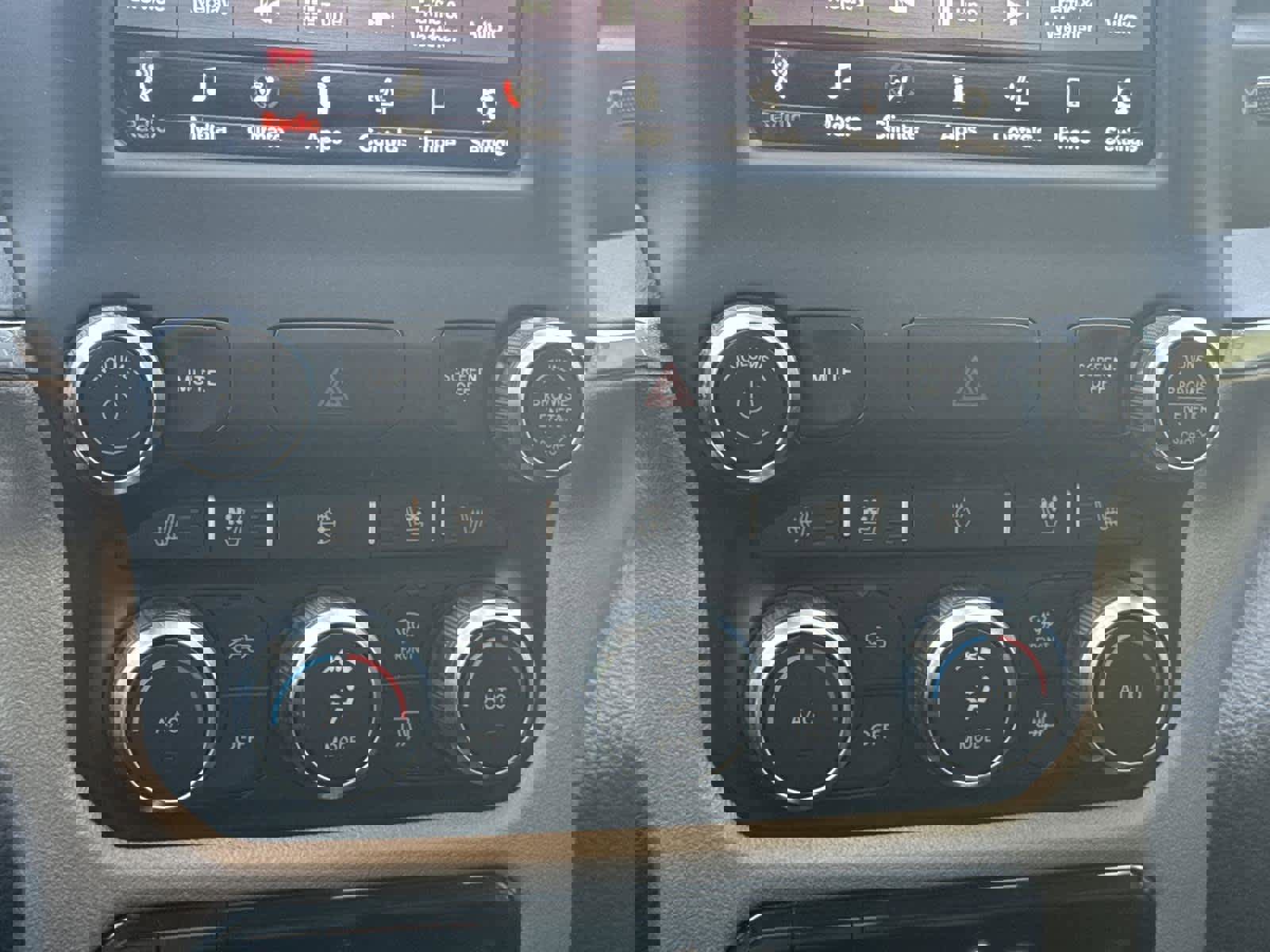 Used 2019 RAM 1500 Laramie w/ Trailer Tow Group image 19