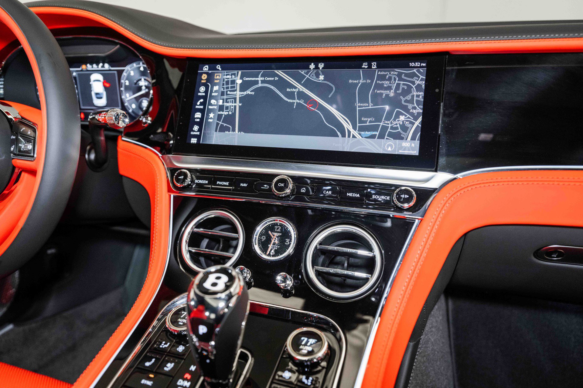 New 2024 Bentley Continental GT V8 image 24