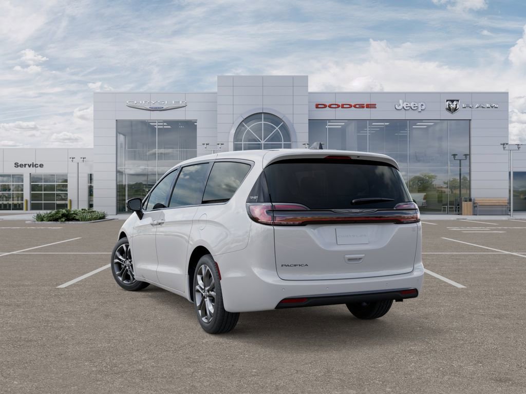 New 2026 Chrysler Pacifica Select image 3