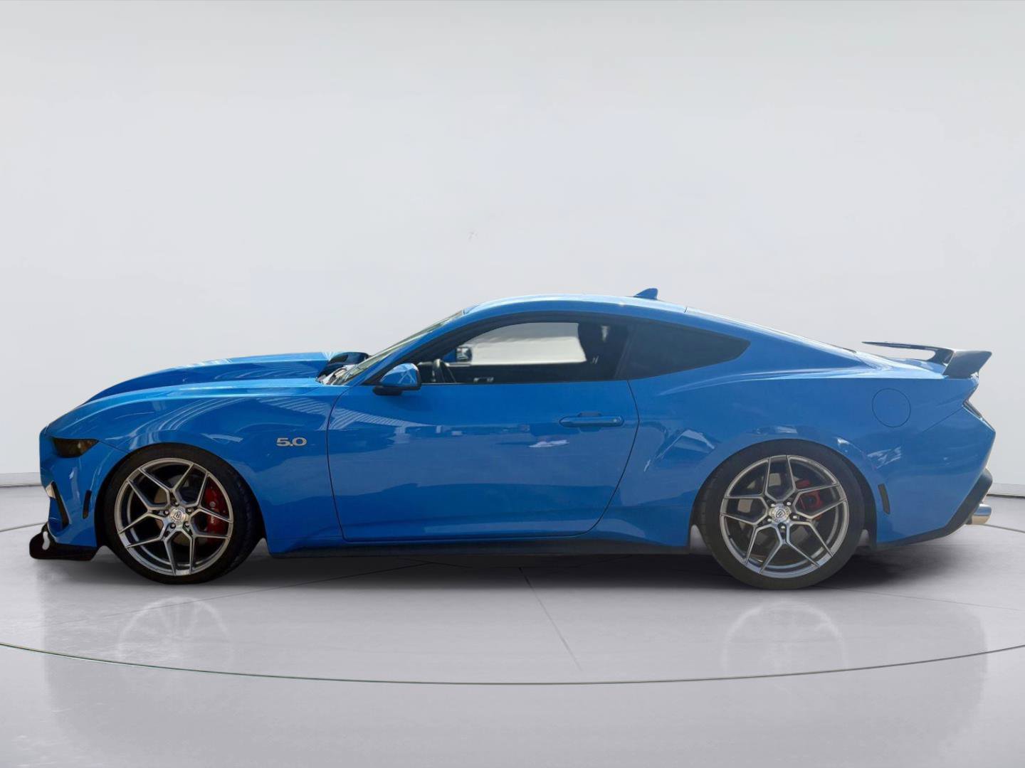 Used 2025 Ford Mustang GT RWD image 8