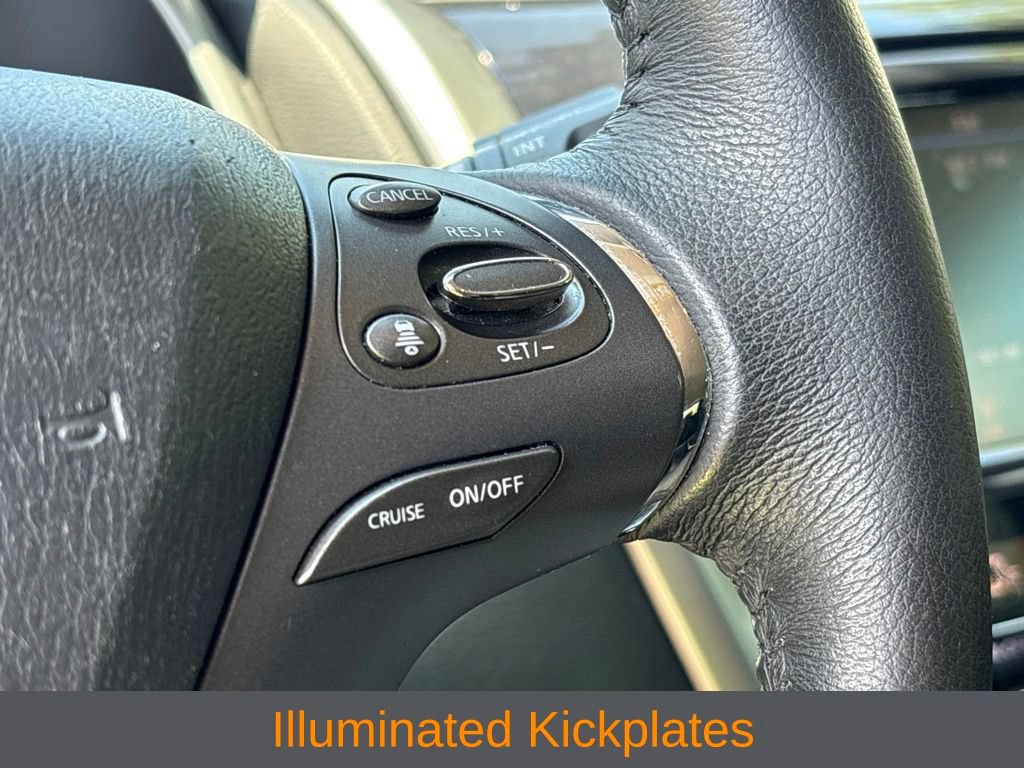 Used 2022 Nissan Murano SV w/ SV Midnight Edition Package FWD image 15