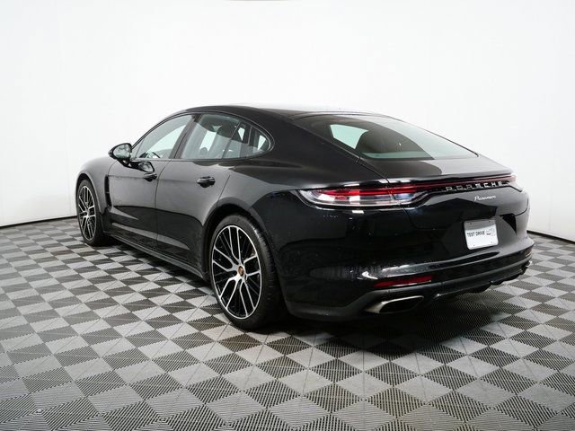 Certified 2023 Porsche Panamera RWD image 3