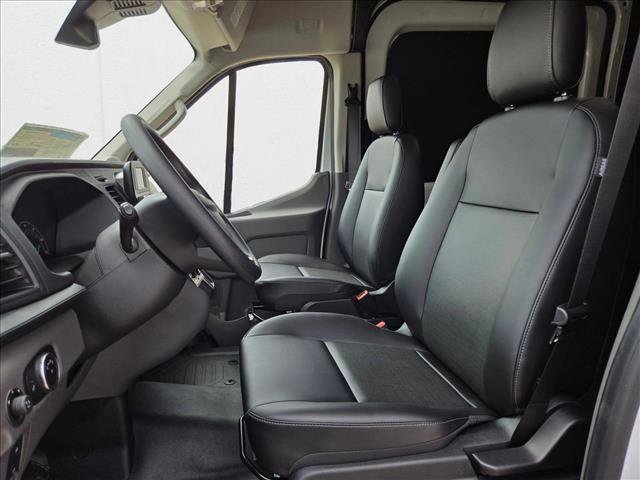 New 2025 Ford Transit 250 148 Medium Roof w/ Load Area Protection Package RWD image 4