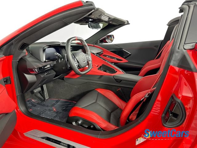 Used 2024 Chevrolet Corvette Stingray Preferred Conv w/ Z51 Performance Package RWD image 17
