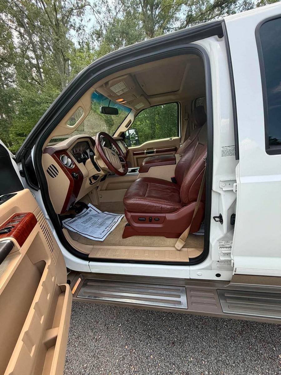 Used 2013 Ford F350 King Ranch w/ FX4 Off Road Pkg AWD/4WD image 12