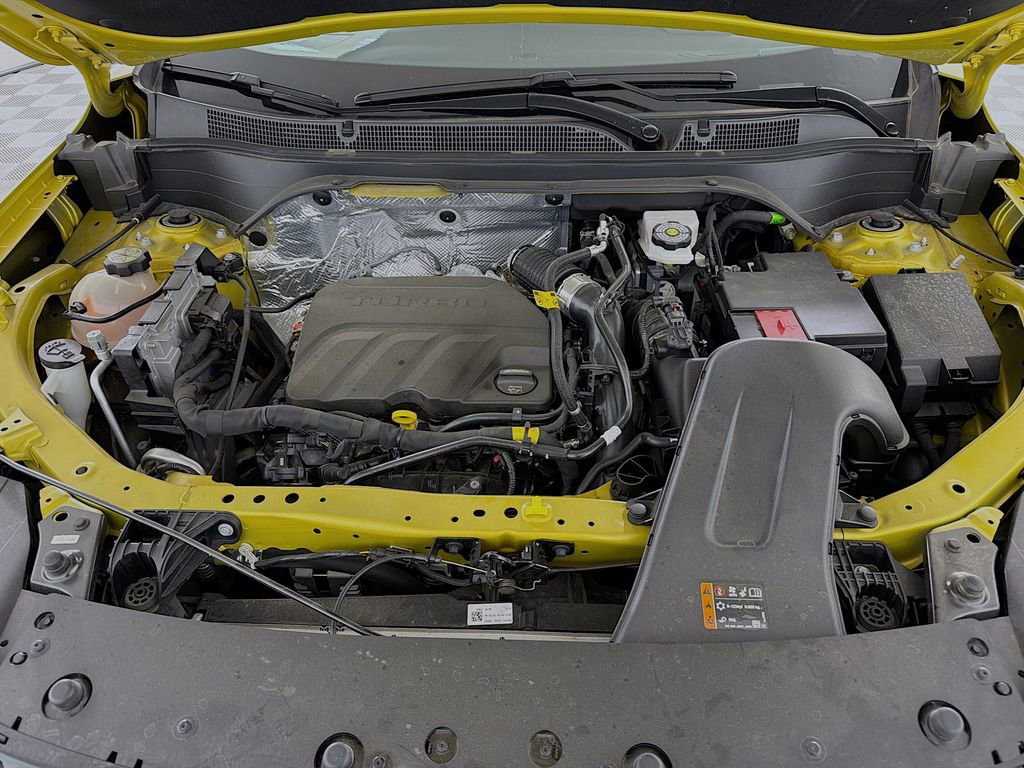 Used 2025 Chevrolet Trax RS w/ Driver Confidence Package image 30