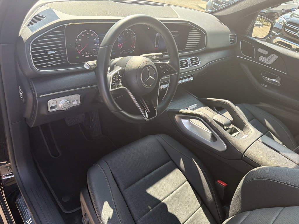 Used 2025 Mercedes-Benz GLE 350 4MATIC image 18