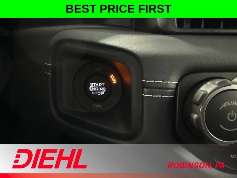New 2026 Jeep Wrangler Unlimited Sahara AWD/4WD image 25