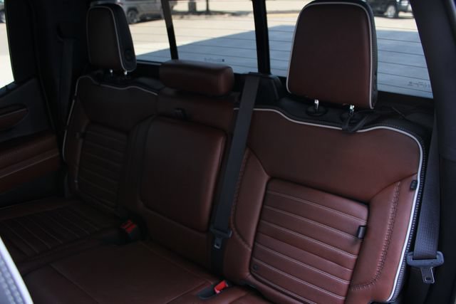 Used 2023 GMC Sierra 1500 Denali Ultimate AWD/4WD image 24