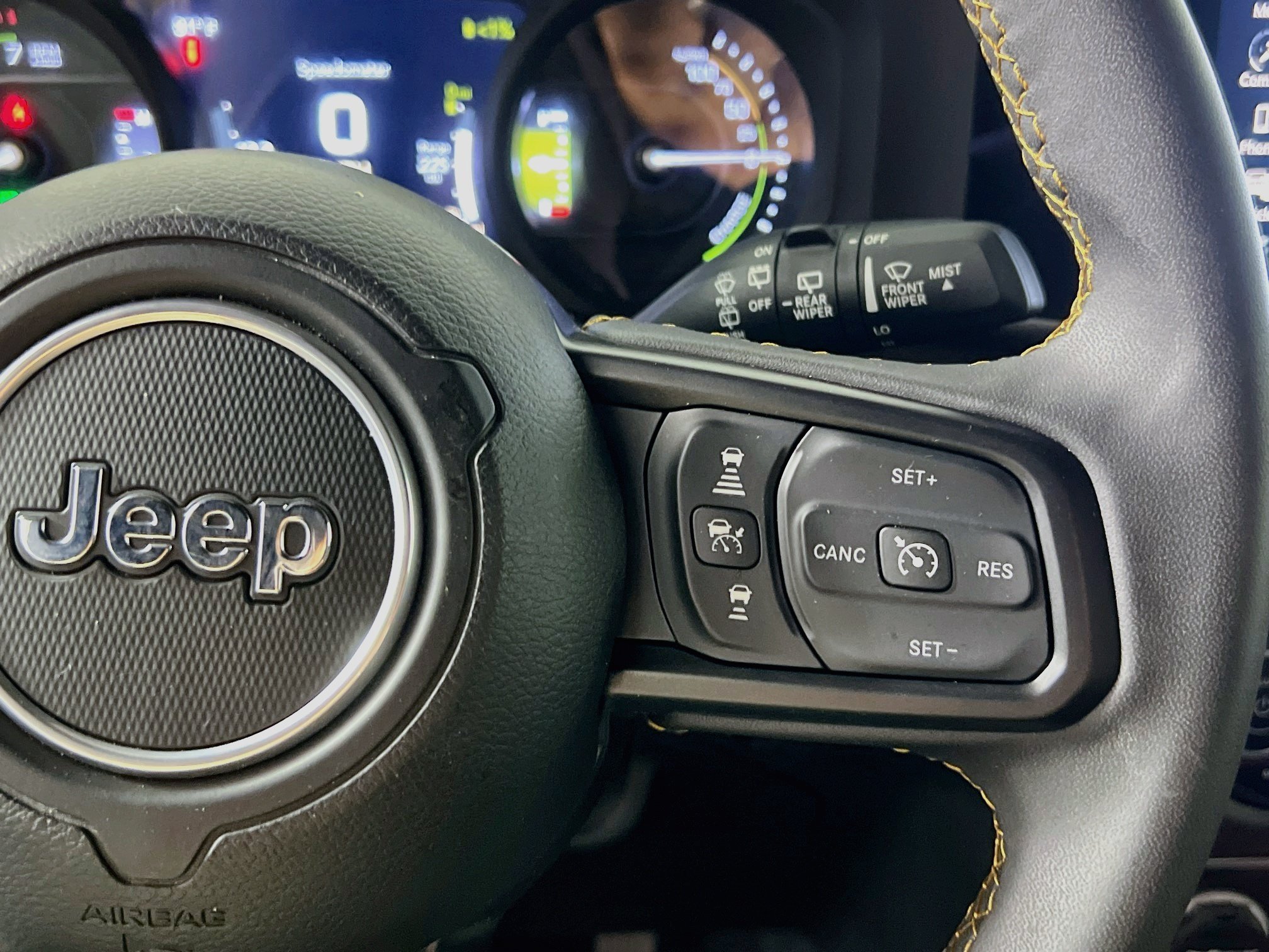 Used 2024 Jeep Wrangler Unlimited AWD/4WD image 18