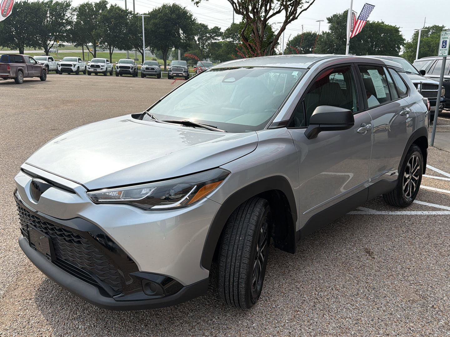 Used 2024 Toyota Corolla Cross S AWD/4WD image 7