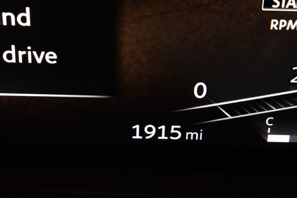 Certified 2026 INFINITI QX80 4WD w/ Sport Exterior Package image 21