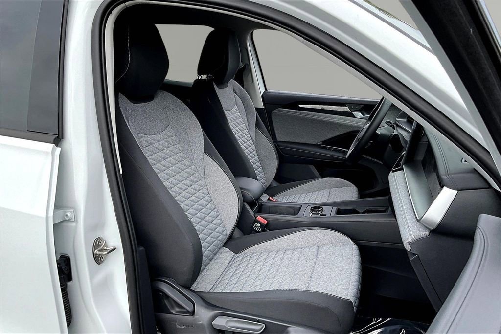 New 2026 Volkswagen Tiguan S image 26