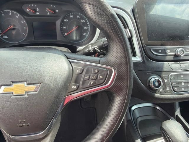 Used 2024 Chevrolet Malibu LT FWD image 17