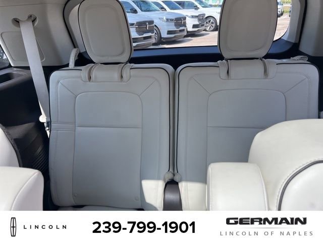 Used 2022 Lincoln Aviator Black Label AWD/4WD image 17