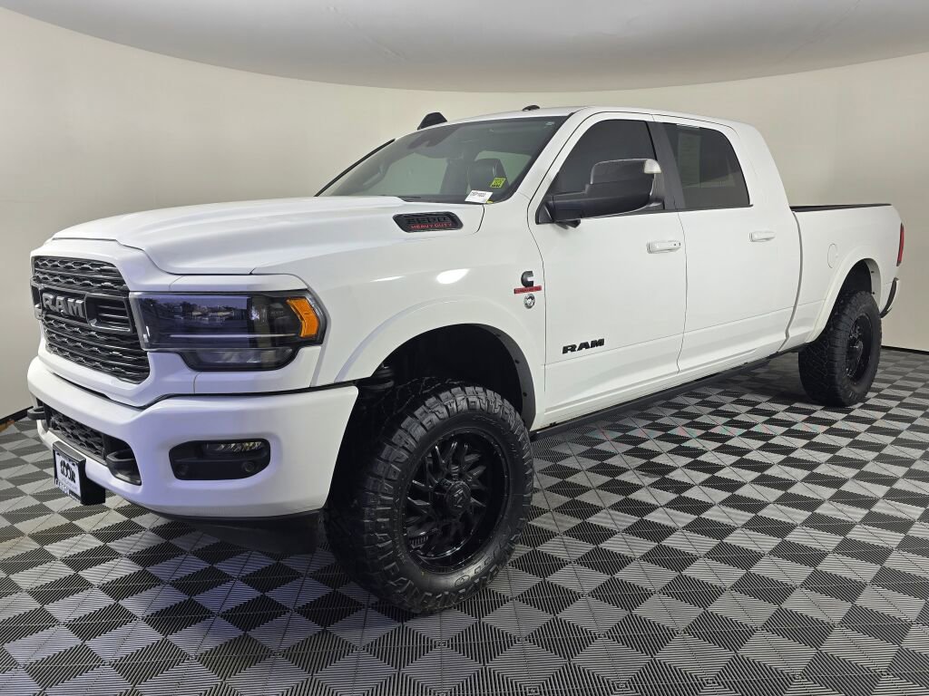 Used 2022 RAM 3500 Limited image 7